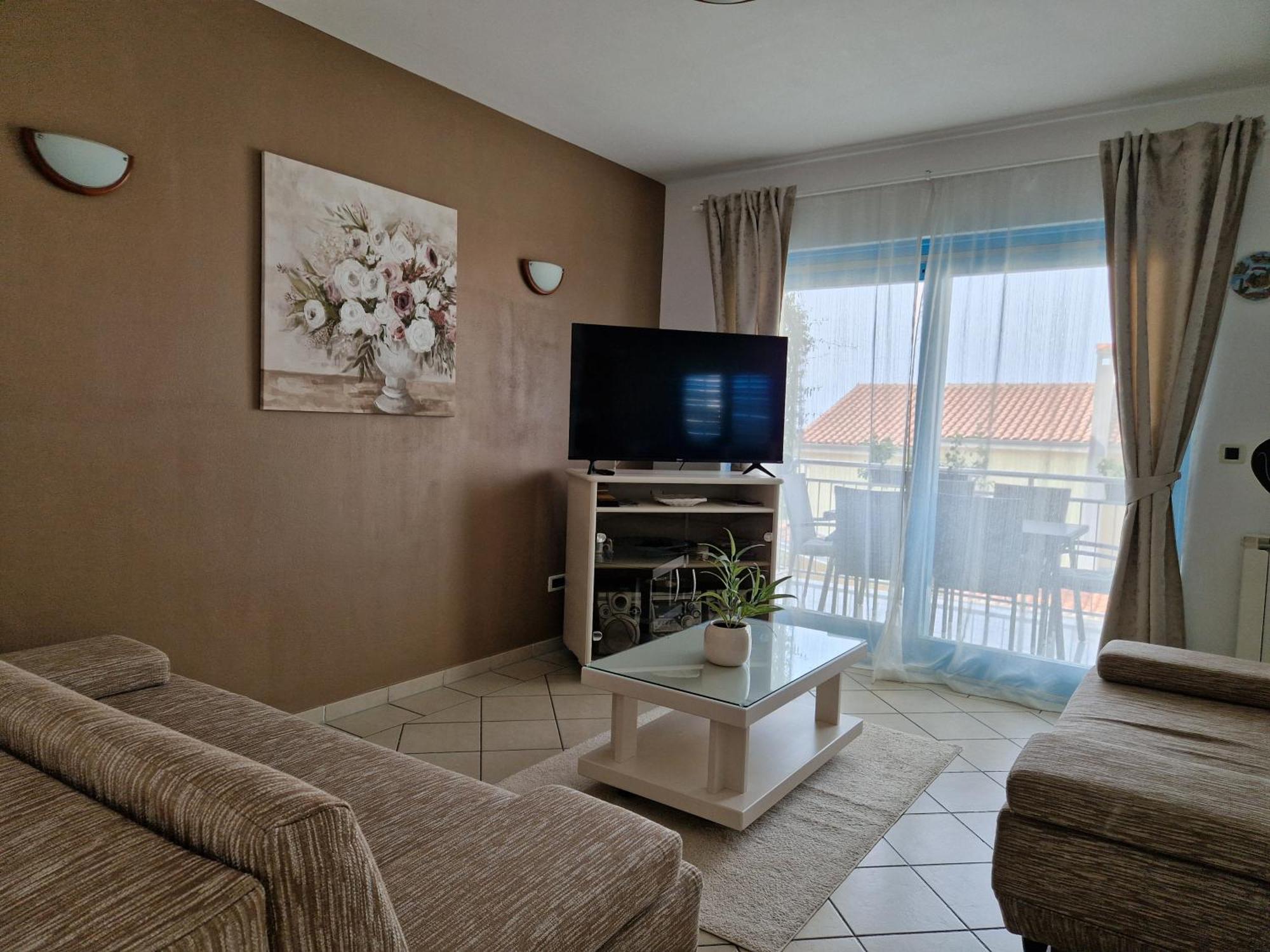 Apartment Karla ポレッチ エクステリア 写真