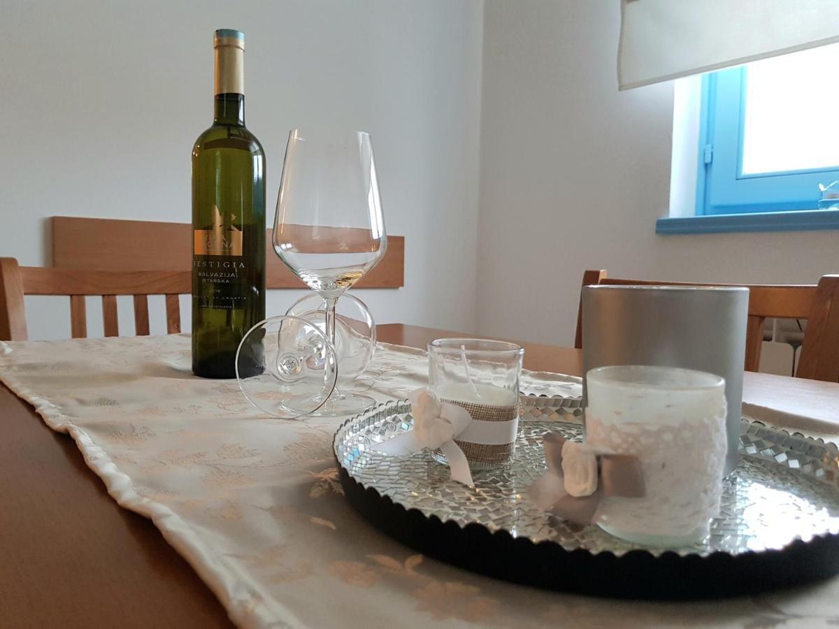 Apartment Karla ポレッチ エクステリア 写真